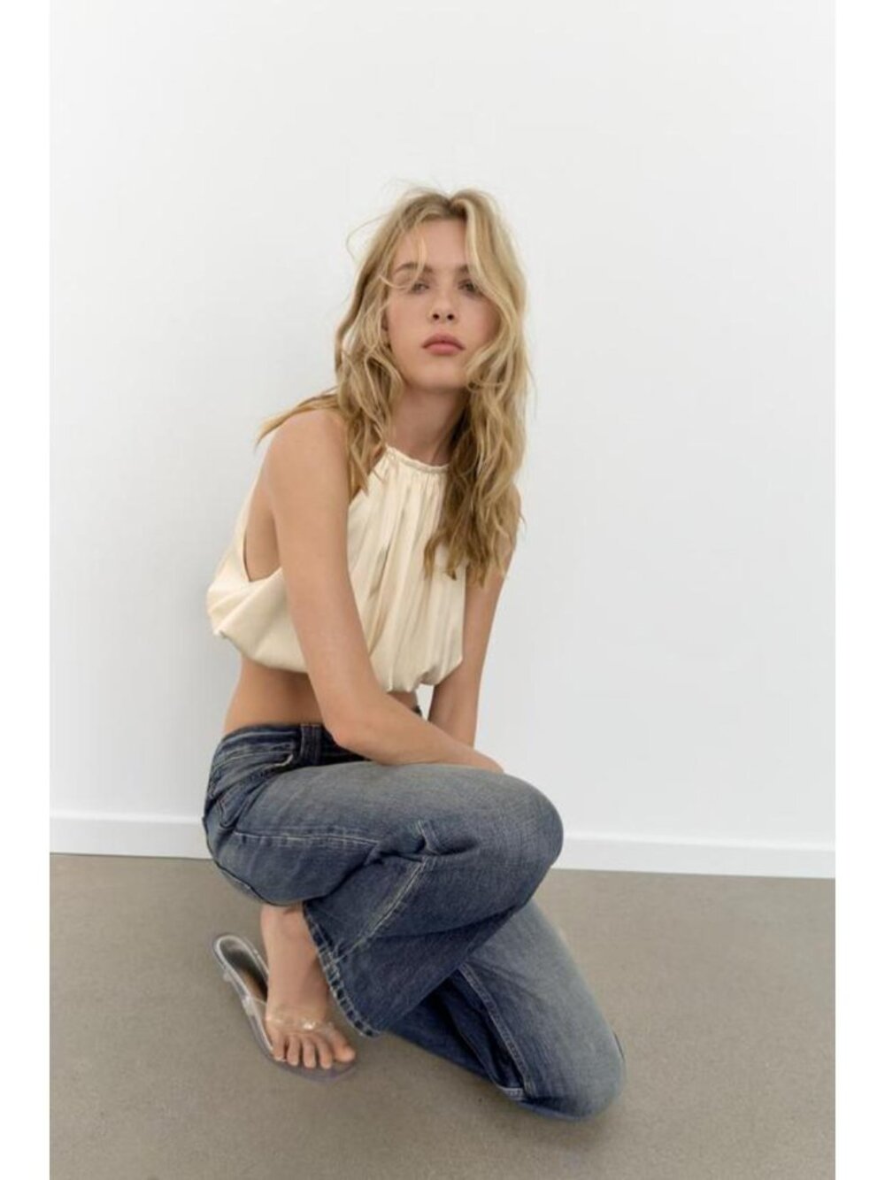 ZARA SATIN BALLOON HALTER CROP TOP - Picture 3 of 8